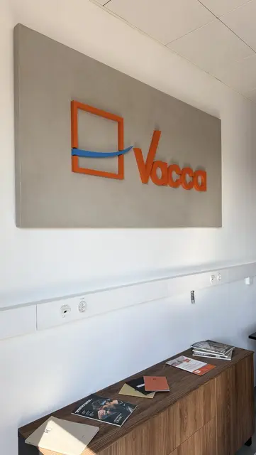 VACCA – Résine & Bâtiment — Logos & lettres d'exception, Genève